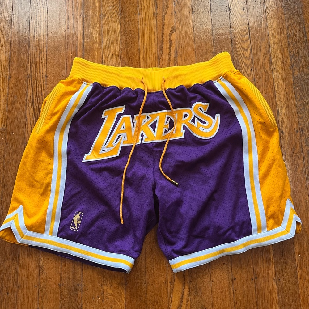 Just Don Mitchell & Ness Los Angeles Lakers Road Shorts Hardwood Classics